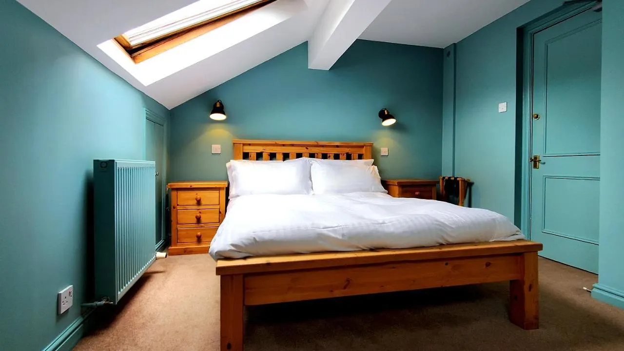 Holmwood House Guest Accommodation York