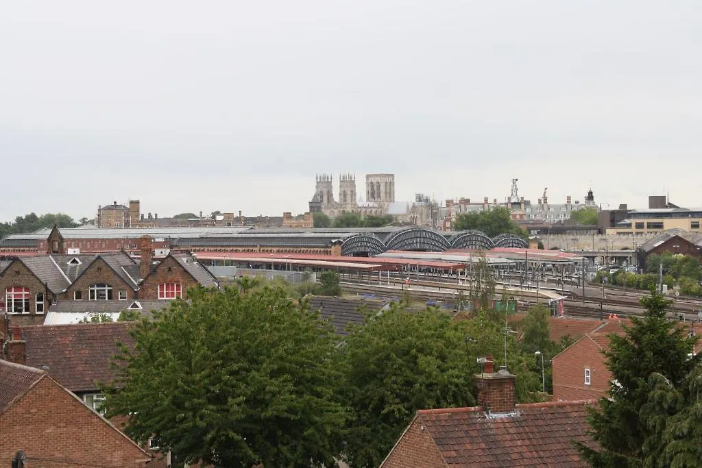 Penzion Holmwood House Guest Accommodation York