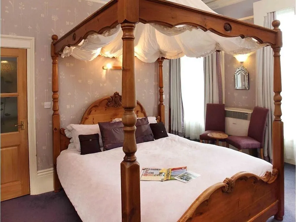 יורק Holmwood House Guest Accommodation בית הארחה